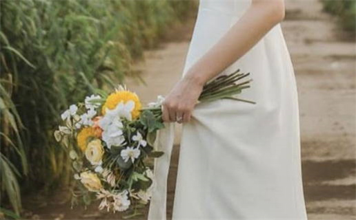 2027年12月10日是结婚好日子吗 宜办婚礼吉日查询