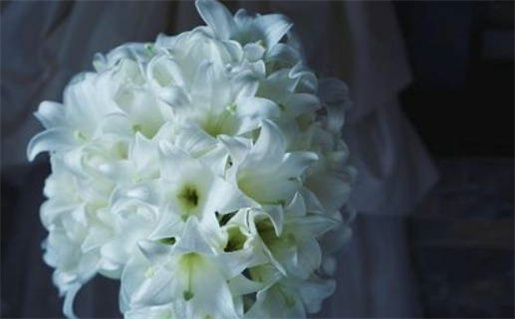 2032年农历七月廿三是不是结婚吉日 是办婚礼好日子吗