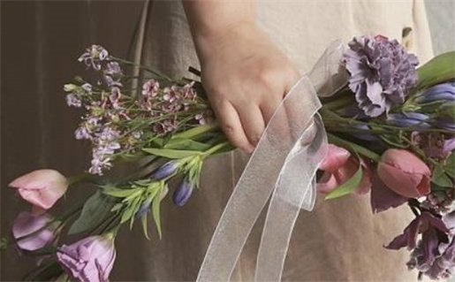 2028年农历二月十二结婚吉日查询 宜办喜事吉日查询