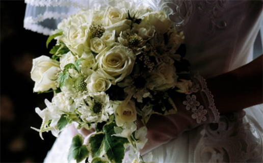 2033年农历闰冬月初一是领证好日子吗 是领证结婚好日子吗