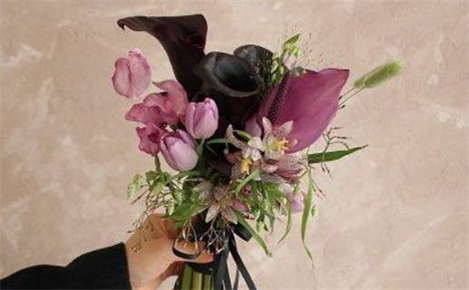 2035年农历正月初三是领证好日子吗 是登记领证好日子吗