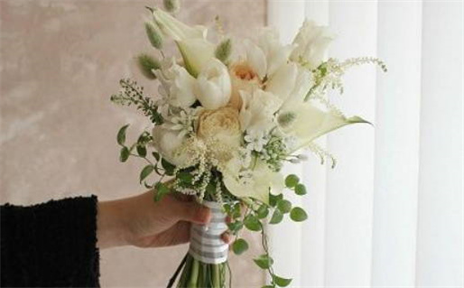 2027年农历冬月十二领证吉日查询 是领证结婚好日子吗